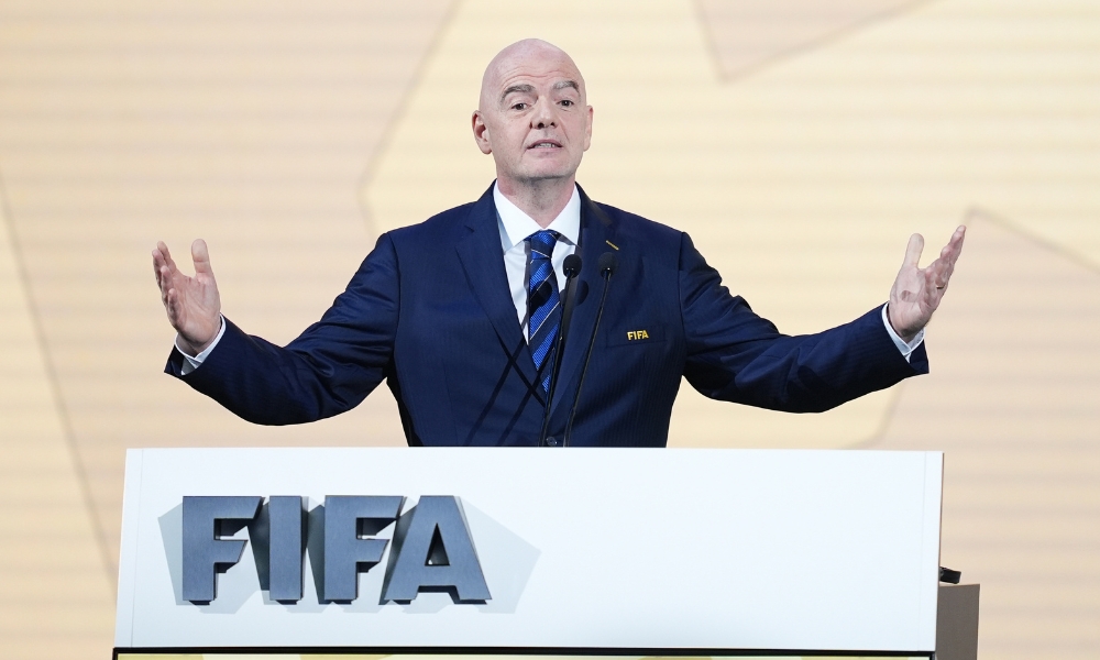 教练杀手！意媒：C罗与主帅矛盾公开化 皮奥利下课进入倒计时！.